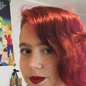 Meet your Posher, Natalie